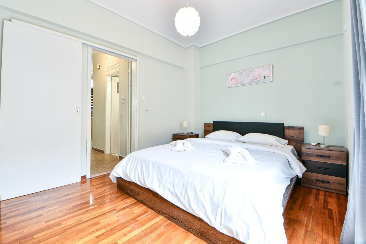 Comfy Home Next To Metro Athena Bagian luar foto